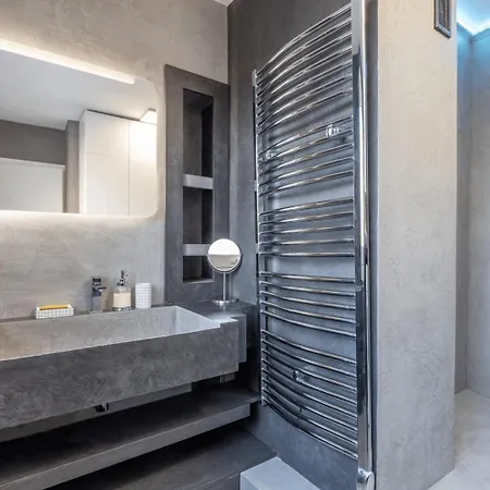 Hypercentre: Near Station With Parking * Lille